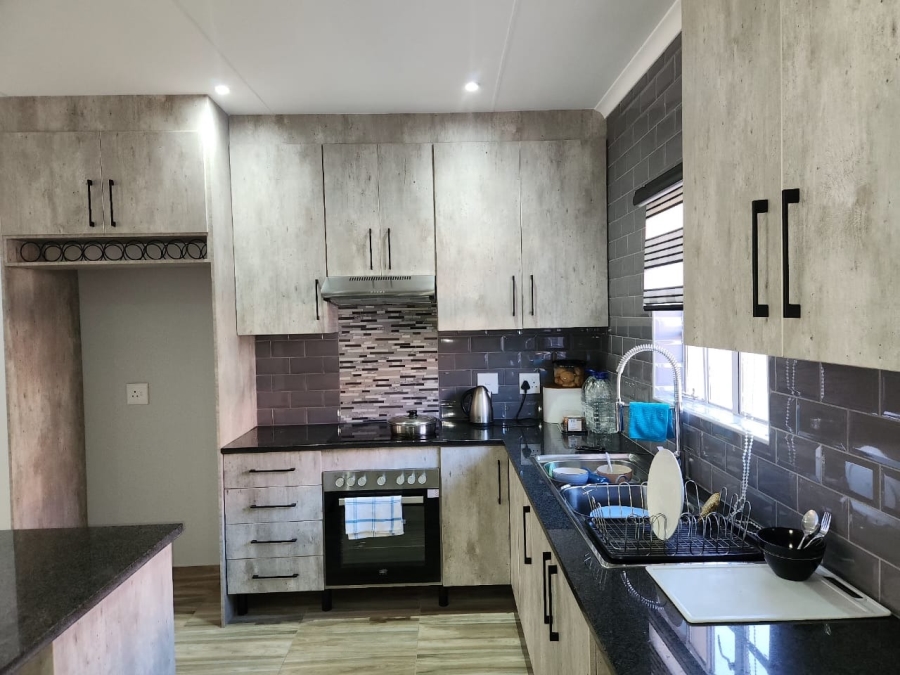 3 Bedroom Property for Sale in Hexrivier Lifestyle Estate North West